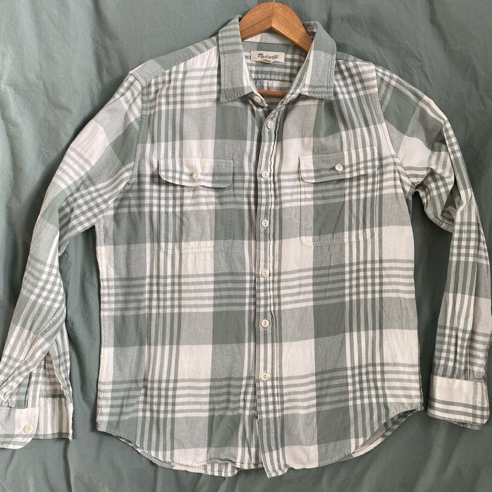 Plaid flannel button down flannel shirt